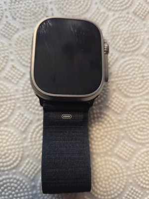 Apple Watch Ultra 49 mm Titan + Trail Loop Schwarz | Gebraucht | Top Zustand