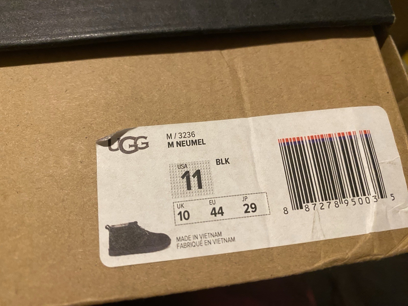 UGG Men's Neumel Chukka Boots in Black - Size 11 for Comfort image 8