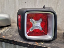 Driver Tail Light Incandescent Inner Silver Bezel Fits 15-20 RENEGADE 2001086