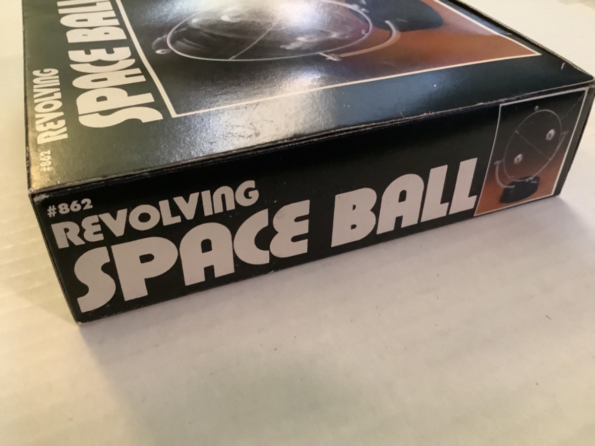 VINTAGE 1970's REVOLVING SPACE BALL #862 New In Original Box