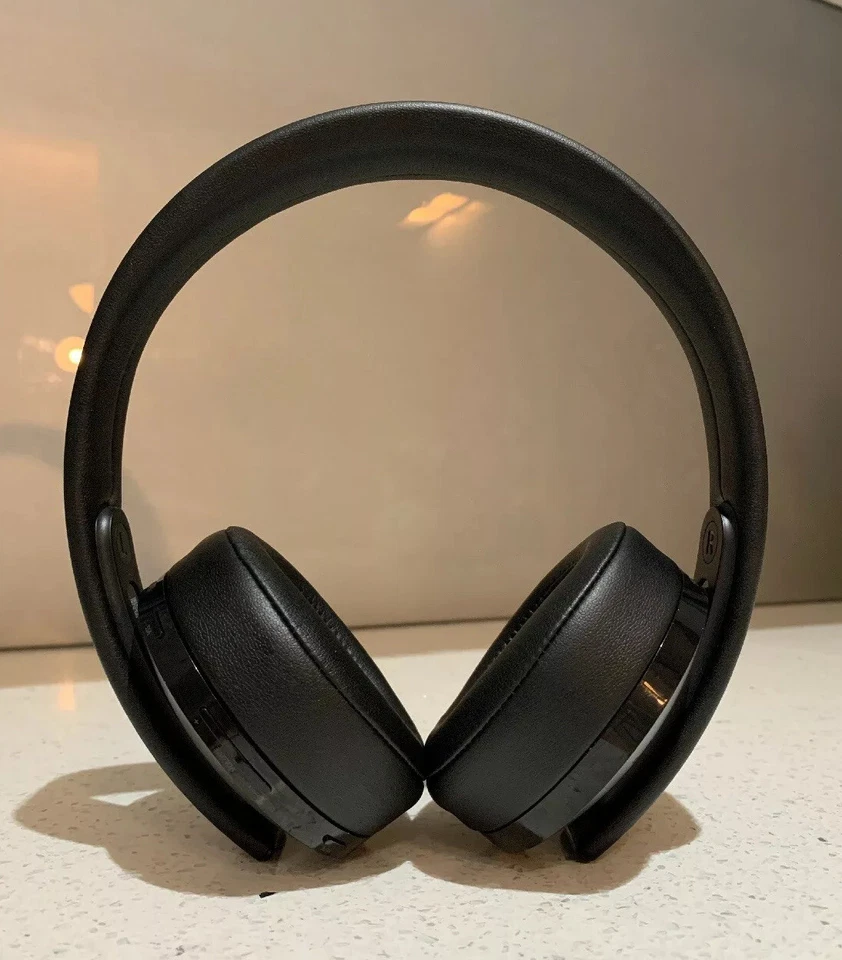 Genuine SONY GOLD 7.1 Gaming Headset Wireless For PlayStation5 PS5,PS4, PSVR PC - Image 3 of 4