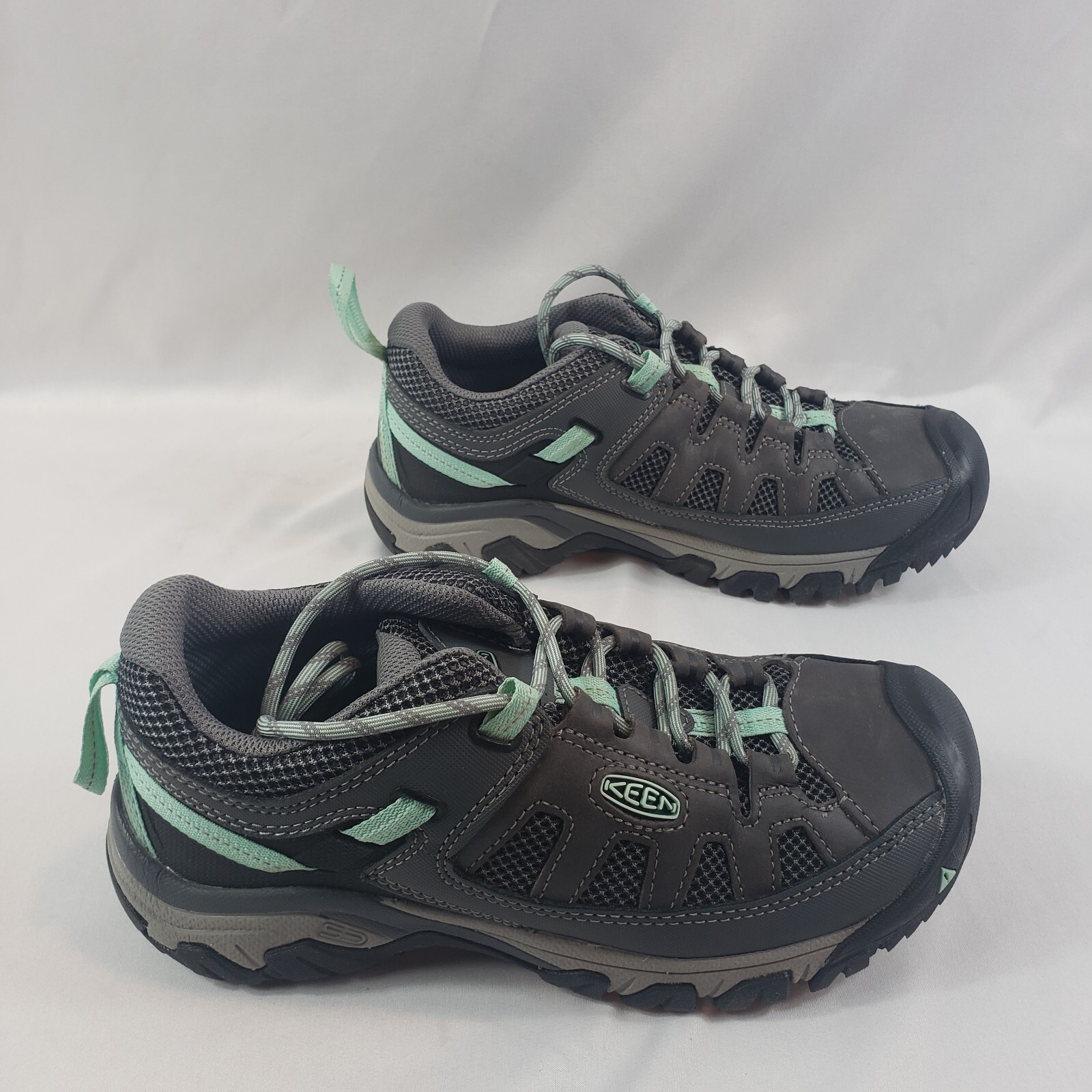 Scarpe da trekking Keen Targhee Vent grigie pelle n rete donna 8 W trailing all'aperto