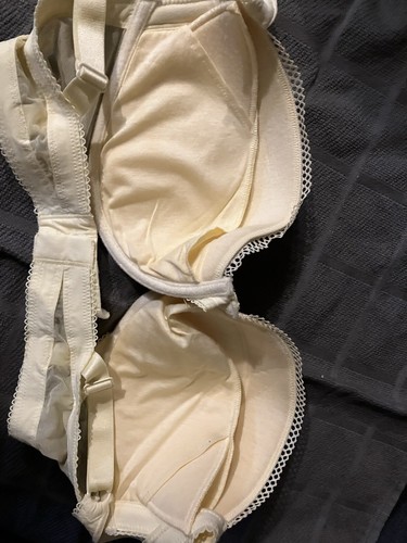 Malizia La Perla 3 Bra 36D Vintage Crochet Lace Pastel Yellow Cream - Picture 2 of 6