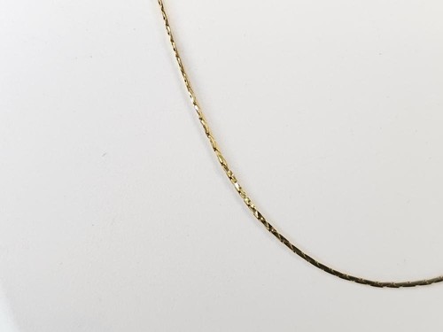 18" 14K Yellow Gold Triangle Link Chain Necklace 1.5G (AM1080507) - Picture 6 of 8