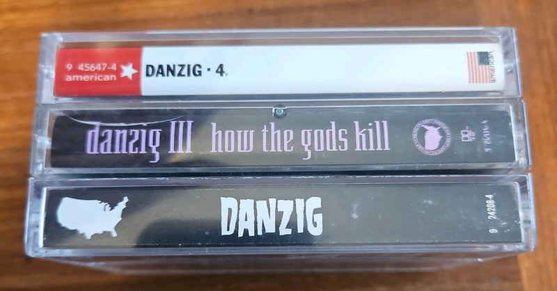 Danzig - Danzig 1988, III how the gods kill, & 4 Cassettes - great condition