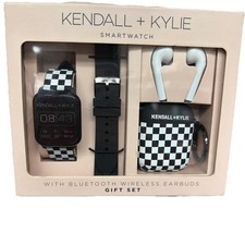 KENDALL KYLIE SMARTWATCH WITH BLUETOOTH WIRELESS EARBUDS GIFT SET
