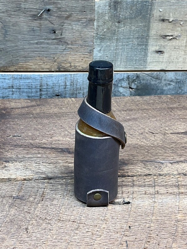 H+B HOT-SAUCE HOLSTER