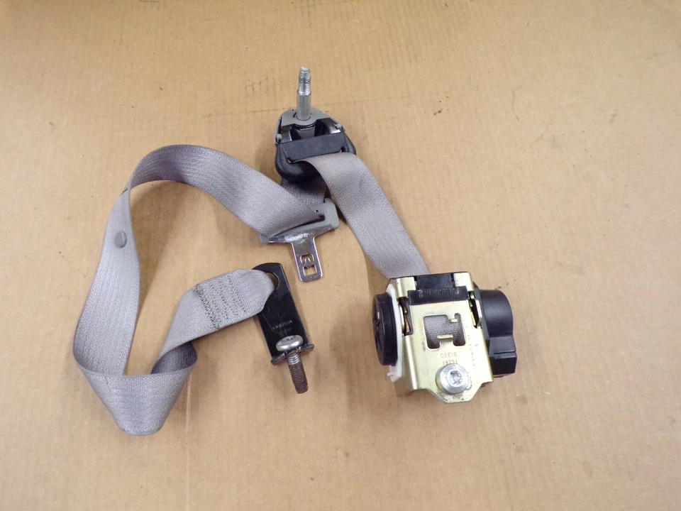 Saturn Relay 2005 cinturón de seguridad retractor (paso 3ª fila) Uplander 2005-2007 Foto 2 de 2