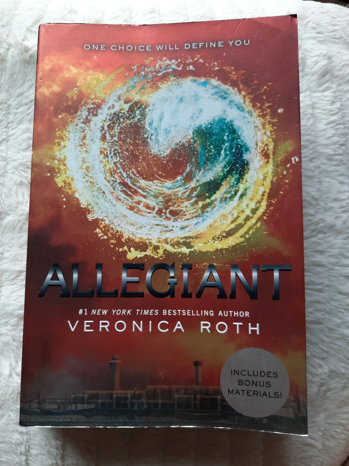 Divergent Ser.: Allegiant by Veronica Roth (2016, Trade Paperback)