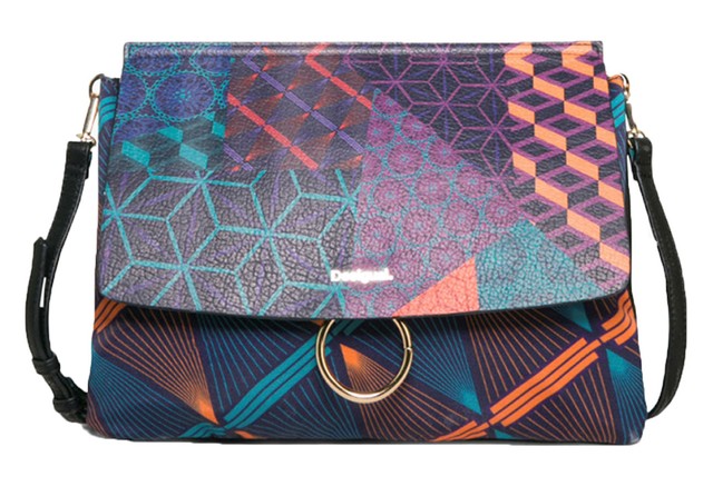 Desigual Black Amberes Maxi Erika Messenger Bag 74 Ebay Desigual Black Amberes Maxi Erika Messenger Bag Rrp 74