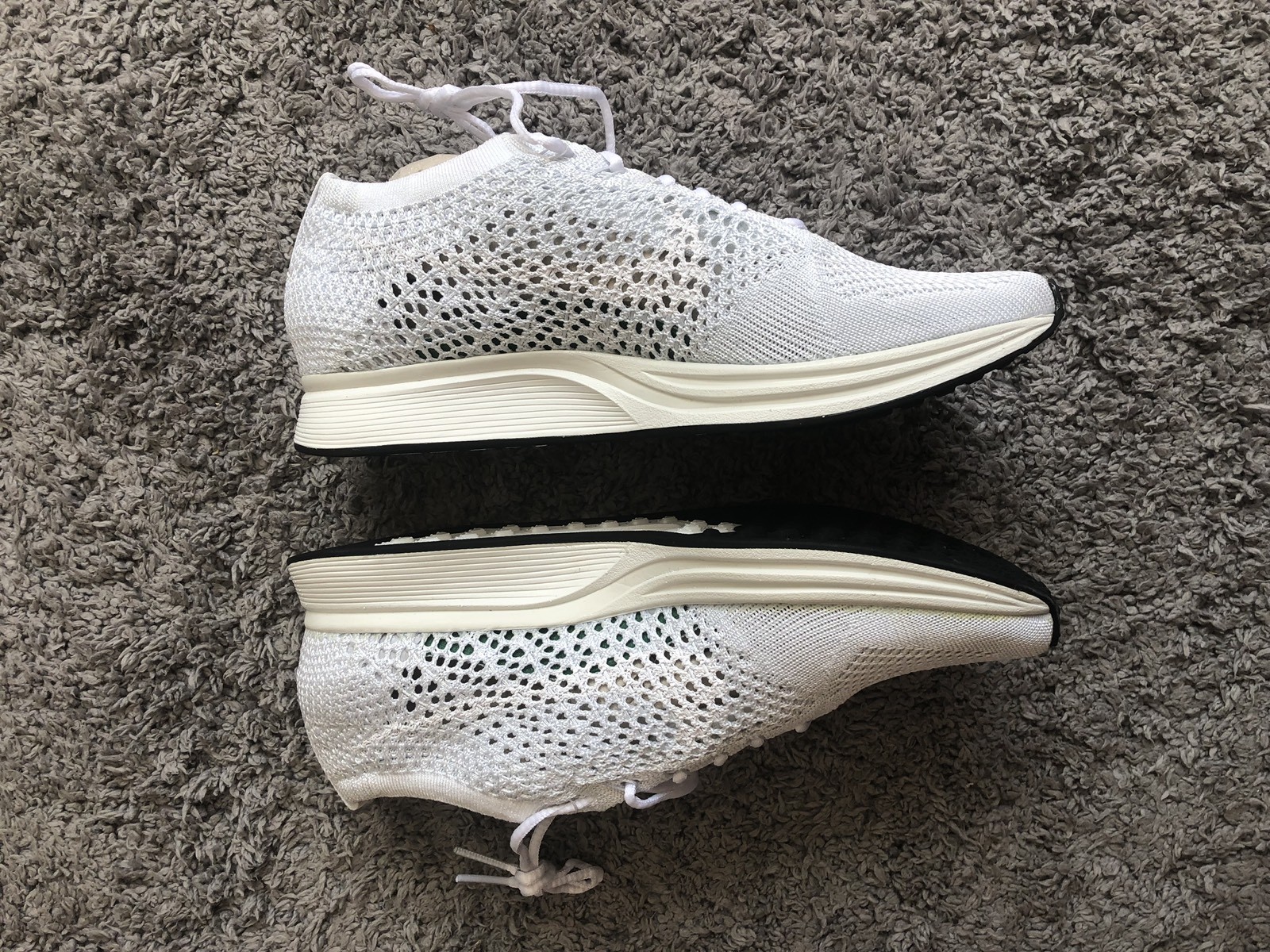 Nike Flyknit Racer Blanc/Voile/platine UK6 UK6 UK6 (US 6.5 EUR 39) Entièrement neuf dans sa boîte RRP £ 130 f8e956 Nike Flyknit Racer Blanc/Voile/platine UK6 UK6 UK6 (US 6.5 EUR 39) Entièrement neuf dans sa boîte RRP £ 130 f8e956