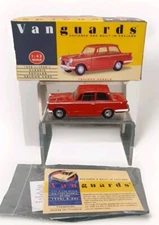 VANGUARDS DIE-CAST  VA5000 TRIUMPH HERALD RED BOXED MIB PLUS ACCS SCALE 1:43.   