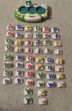 Leap Frog Fridge Phonics Word Builder Airplane With Upper & Lower Case Letters