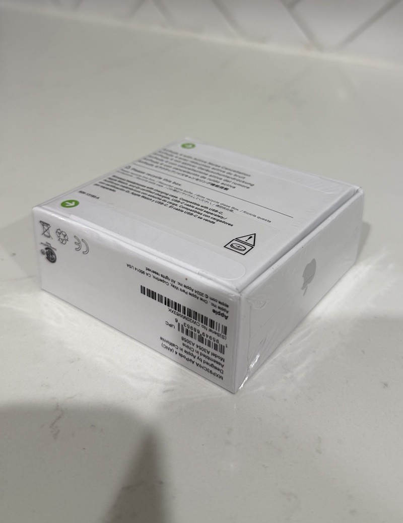 Apple 4th Generation Wireless Built-In Microphone 8