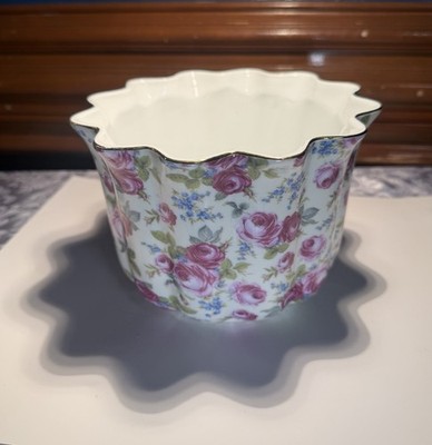 La Dolce Vita Valerie Collection JA Designs Vintage Vase Rose Chintz Pattern