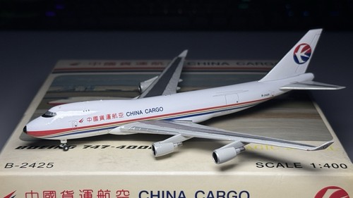 Magic Models 1:400 China Cargo B747-400F B-2425 200’s Colors *Read* - Picture 4 of 10