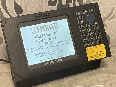 SIMRAD Shipmate CP32 Marine GPS Chartplotter Sonar Fishfinder DGPS w/Manual