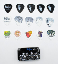 Planet Waves The Beatles 15 Medium Guitar Picks Collectors Tin - Factory Sealed