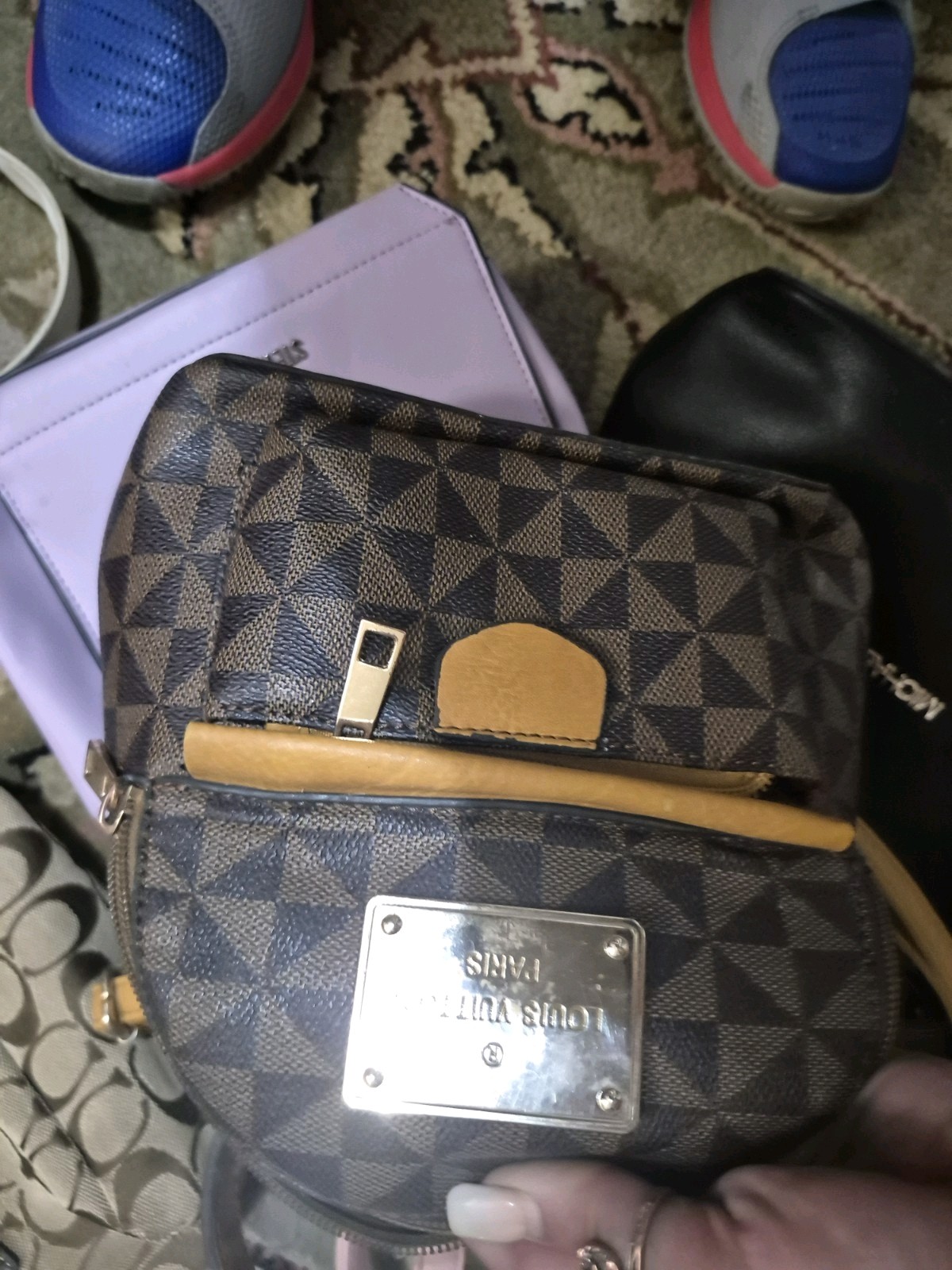 multiple purses - image 7