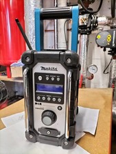 Makita DMR104 FM/DAB site radio