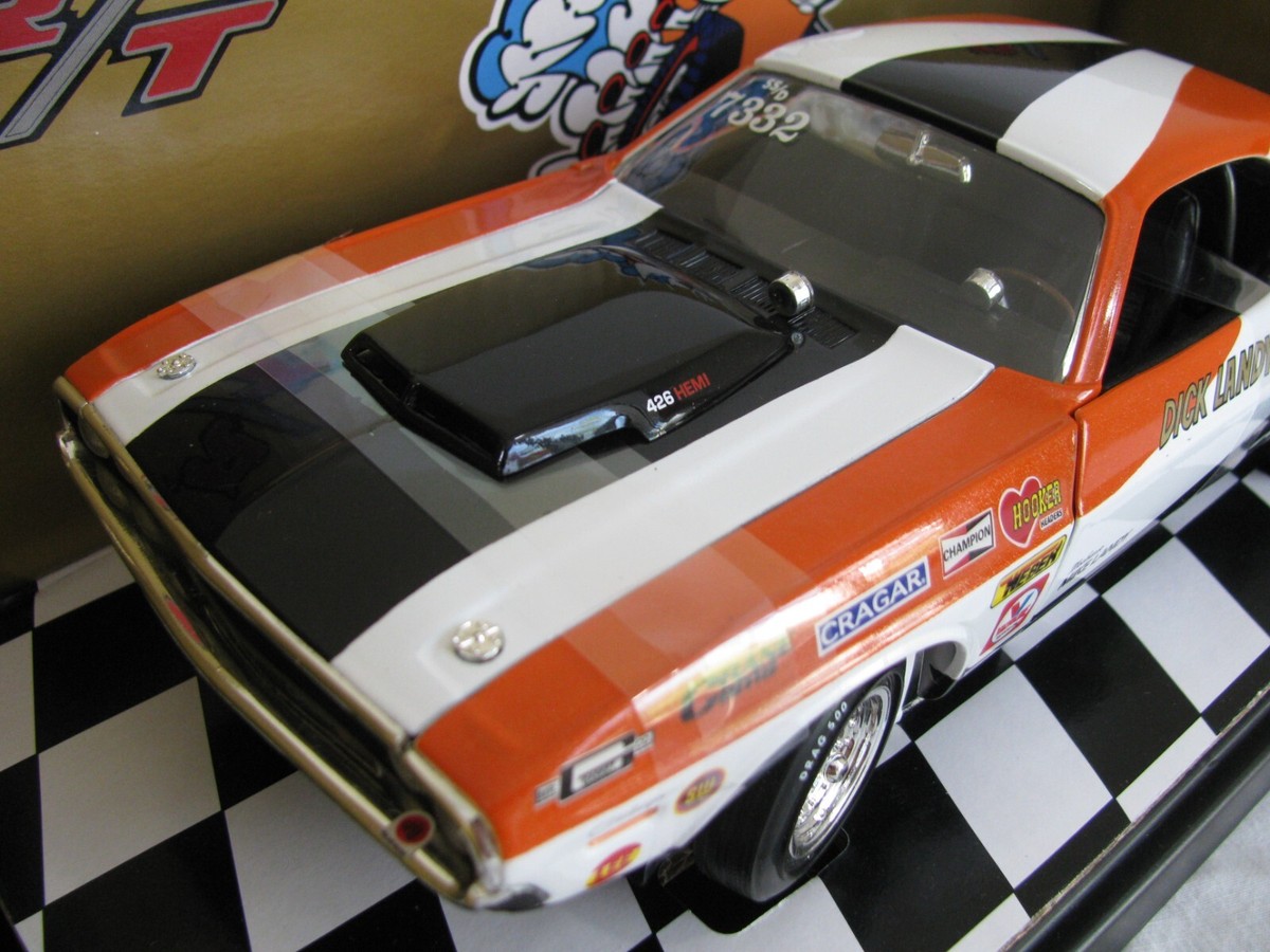 Ertl 1/18 Dick Landy 1970 Dodge Challenger R/T Hemi Super