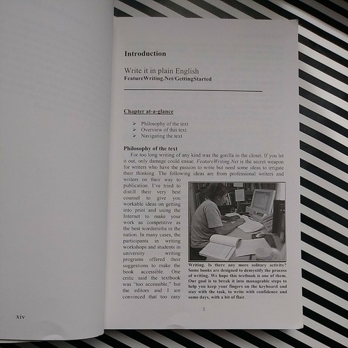 FeatureWriting. Net Timeless Feature Story Ideas in an Online World SIGNED COPY - 第 11/12 張圖片