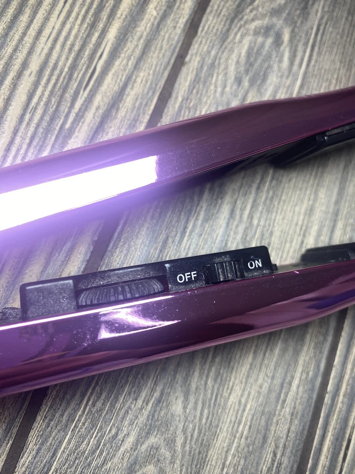 Plancha Alisadora Cerámica GVP 1 Pulgada Modelo 264883 Plancha Rosa Foto 3 de 4