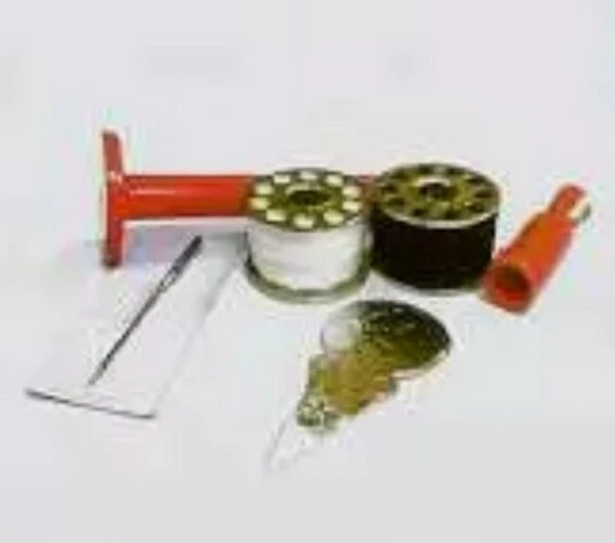 Singer Sew Quick 2  Sewing Machine perfect for repairs  - Image 2 of 2