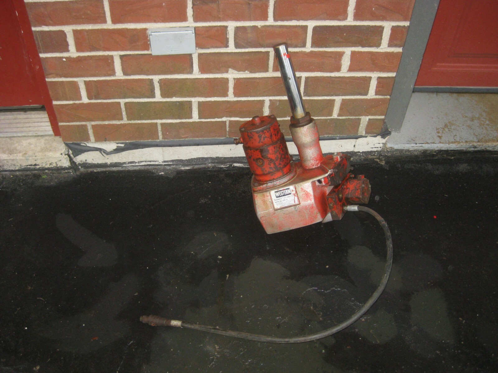 Western Isarmatic Mark IIIa Snow Plow Lift Control Snowplow Motor