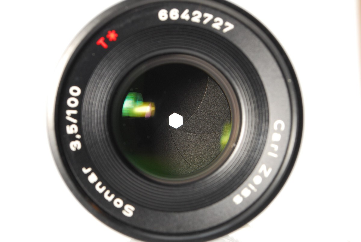 EXC+++++ CONTAX Carl Zeiss Sonnar T* 100mm f/3.5 AEJ, Front EXC+++++ CONTAX Carl Zeiss Sonnar T* 100mm f/3.5 AEJ, Front