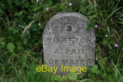 Foto 6x4 2008 : To fetch a pail of water Radstock ...glad they did' c2008