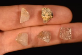 50g *RUTILATED QUARTZ* Tumbled Stones 34pce Rutile Natural, Cleanse energy