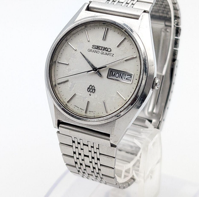 Vintage Seiko Grand Quartz 9943-8010 Twin Quartz Day-Date Silver
