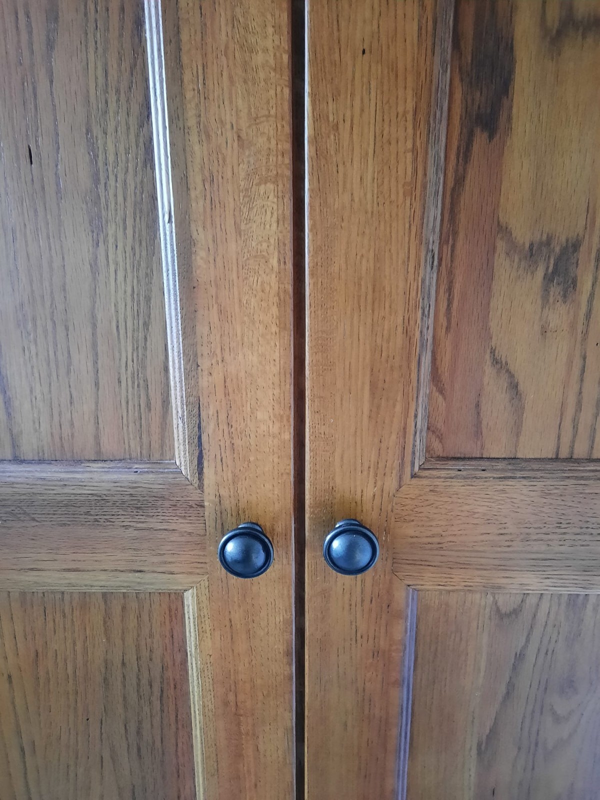 Beautiful, solid oak wardrobe, Benson for Beds, hanging space and