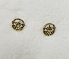 New 14k Yellow Gold Crown King Earrings