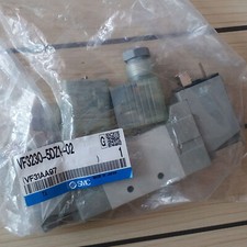 ONE NEW SMC Solenoid Valve VF3230-5DZ1-02 FREE SHIPPING