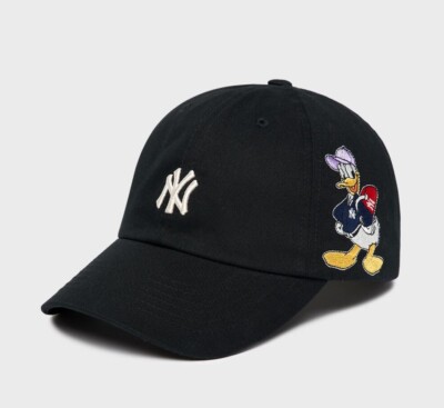 MLB KOREA X Disney Collaboration Donald Duck Embroidery Unstructured Ballcap