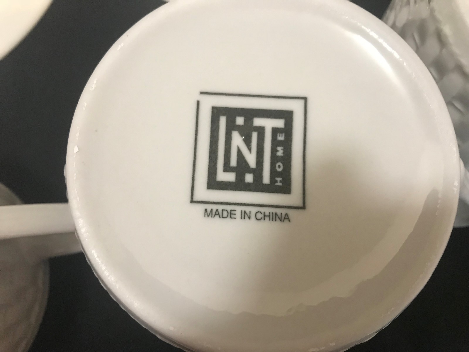 Oneida "BASKETWEAVE" White Dinnerware Set of 4 Cups & Saucers 2 1