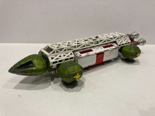 VINTAGE DINKY 359 SPACE 1999 EAGLE DIECAST MODEL EARLY VERSION - Picture 1 of 5