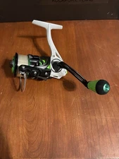 Lew's Speed Spin Spinning Fishing Reel XS30 6.2:1 Green/Black/White *NEW* NoBox