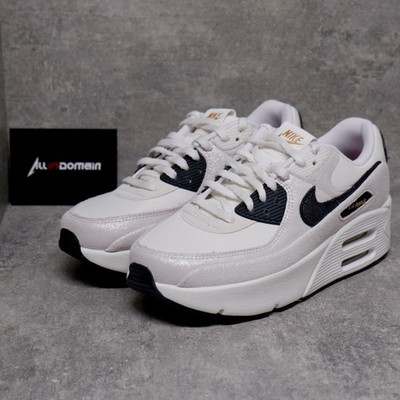 Level SS/New - Nike Air Max 90 LV8 White Metallic Gold Black W