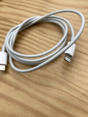 Apple A2561 USB-C to Lightning Cable 1m Fast Charge iPhone iPad