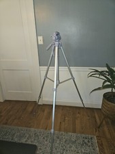 Targus Tripod TG-660TR 66 inch Camera Camcorder Tripod includes Carrying Case