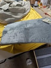 genteele memory foam bathmat 20 x 32 nwt