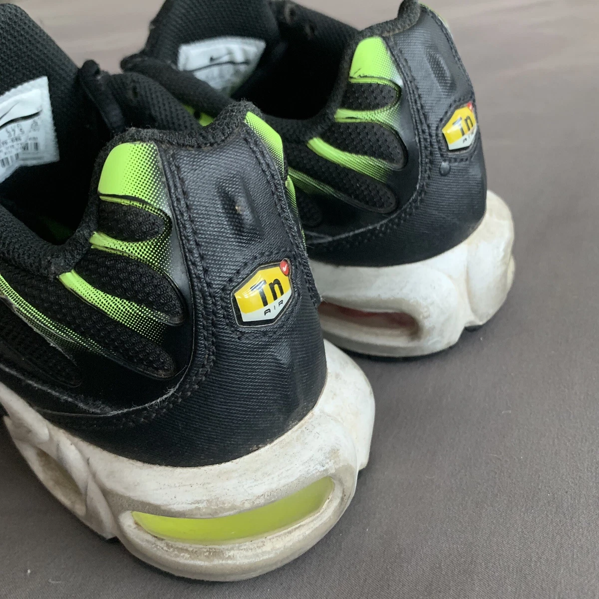 Air max plus 3 neon sale