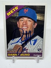 2015 Topps Heritage High Number - Danny Muno #557 (RC) SIGNED