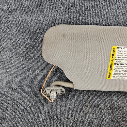 2006-2016 Chevy Impala Driver Sun Visor OEM Gray Left Side Shade W/ Lights - Foto 7 di 10