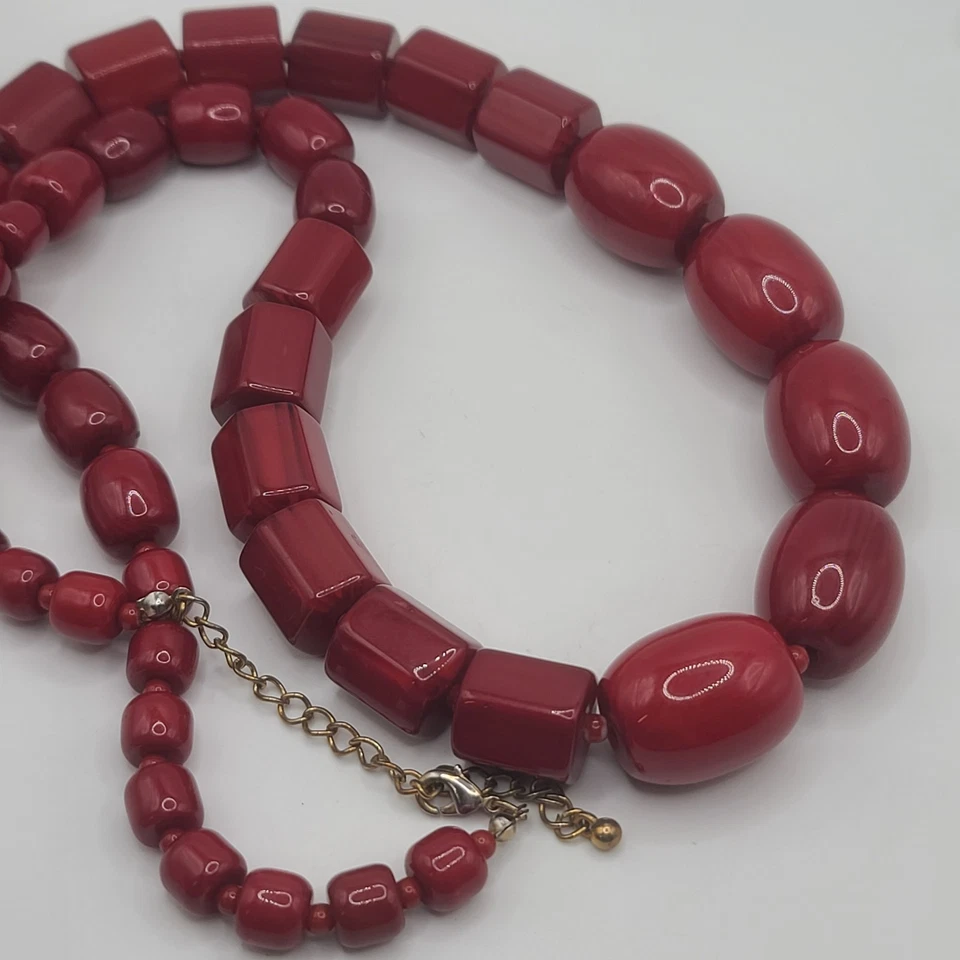 Collar Grueso Cuentas Acrílico Rojo Profundo 28" Foto 2 de 4