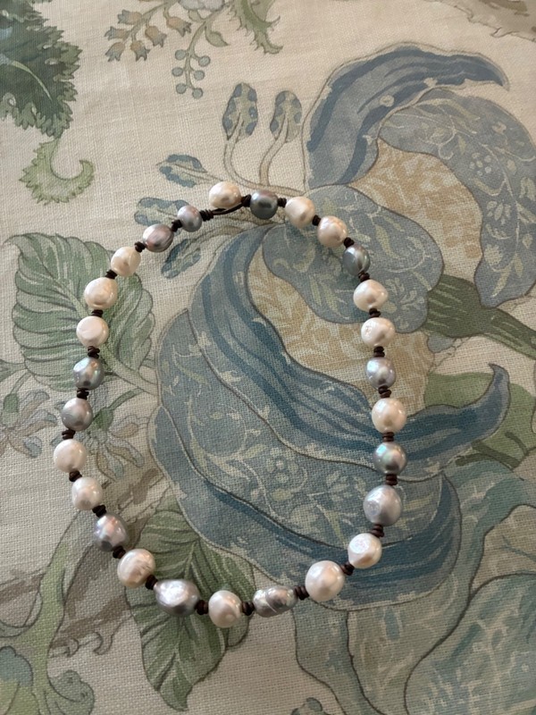 Freshwater and Tahitian Pearl Necklace 17” NWOT