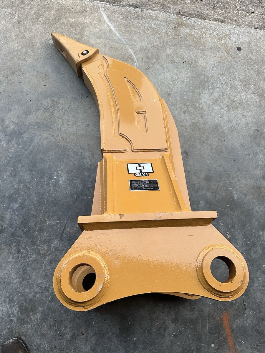 GIYI EXCAVATOR RIPPER TOOTH / SHANK TO FIT CAT 320 80 MM